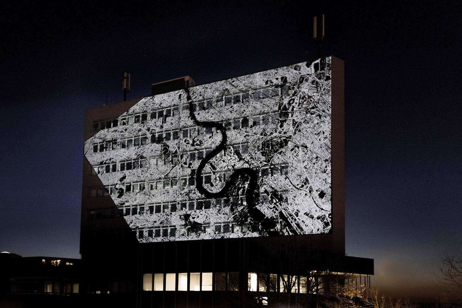Gudrun Barenbrock – Billboard – Lichtrouten Luedenscheid 2025
